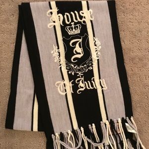Juicy Couture Scarf!